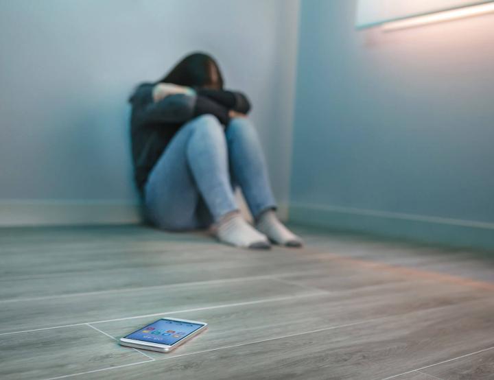 El 19,68% de los adolescentes con alta adicción a internet sufren ciberacoso.