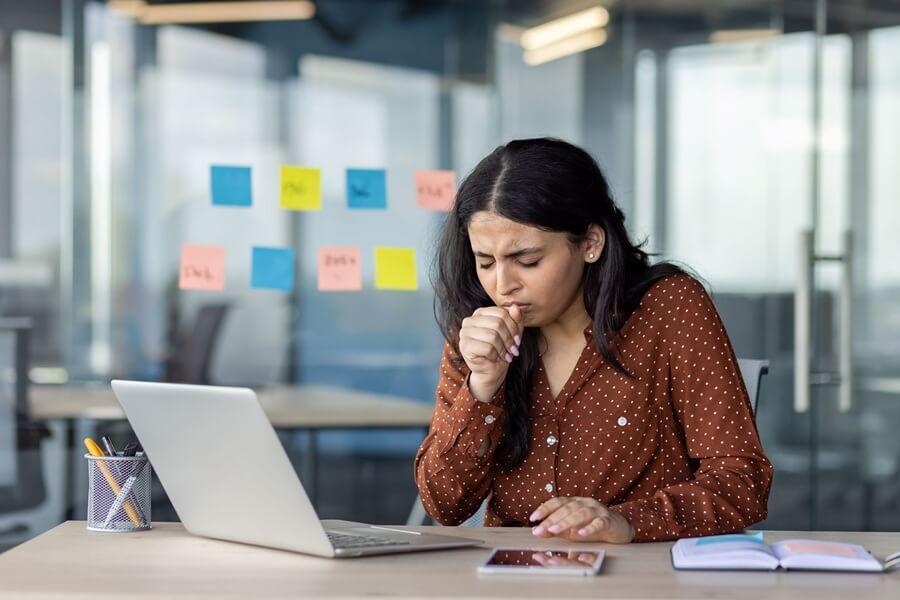 Tan solo el 23% de los encuestados afirma que su lugar de trabajo cuenta con sistemas que les permiten medir y regular la calidad del aire. Tan solo el 23% de los encuestados afirma que su lugar de trabajo cuenta con sistemas que les permiten medir y regular la calidad del aire.