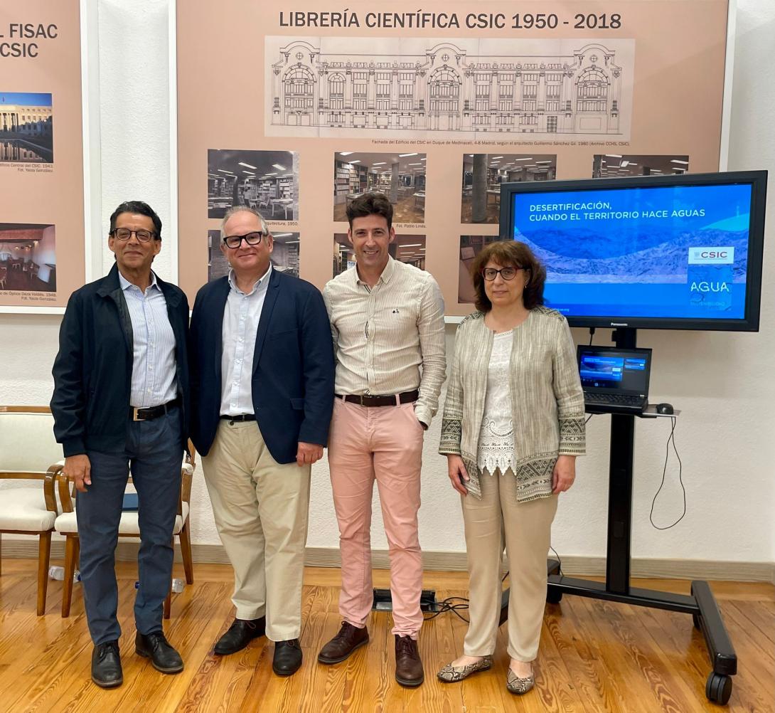 Presentación del libro 'Desertificación, cuando el territorio hace aguas'. Presentación del libro 'Desertificación, cuando el territorio hace aguas'.