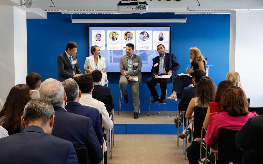 Los expertos coincidieron durante el encuentro en la madurez de la tecnología. Los expertos coincidieron durante el encuentro en la madurez de la tecnología.