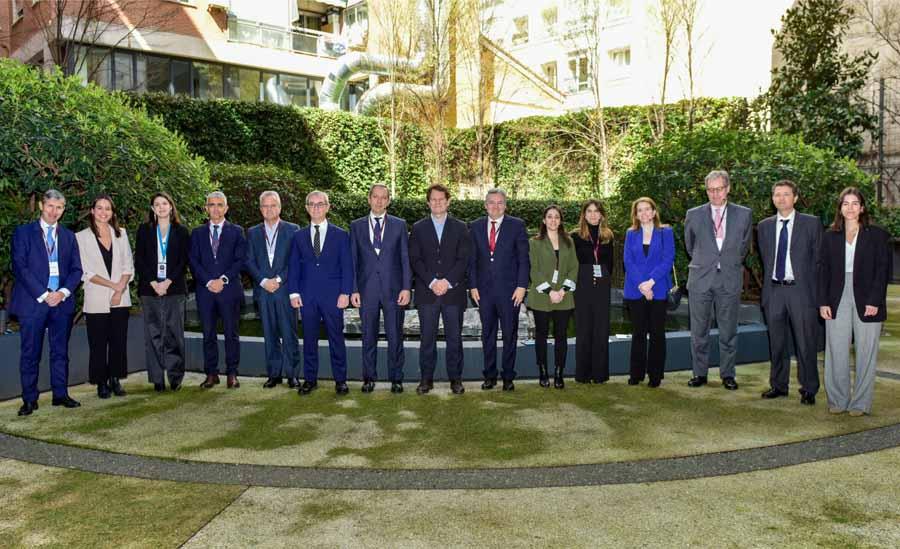 La creciente normativa en materia ESG ha acelerado la integración de la sostenibilidad en la estrategia empresarial. La creciente normativa en materia ESG ha acelerado la integración de la sostenibilidad en la estrategia empresarial.