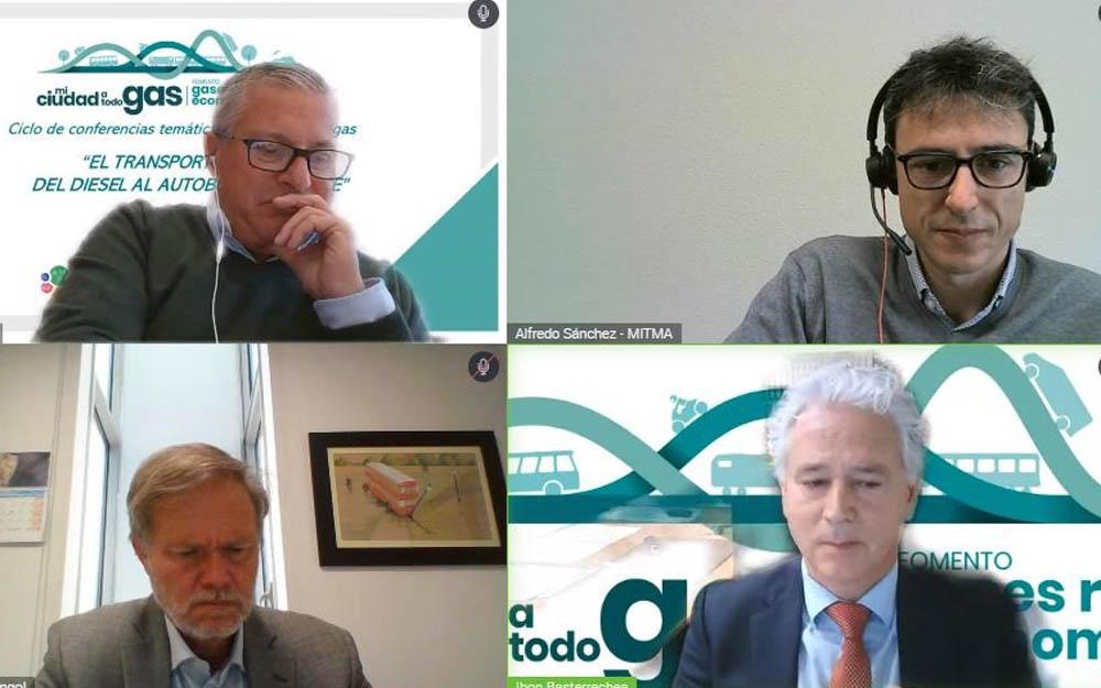 Los expertos destacaron los criterios esenciales para decidir la tecnología en la renovación de las flotas de autobuses.