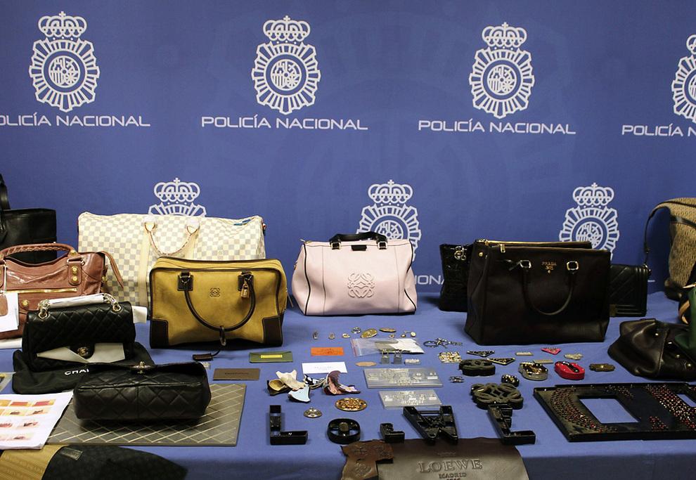 Productos falsificados incautados por la Policía (Foto: Policía Nacional).